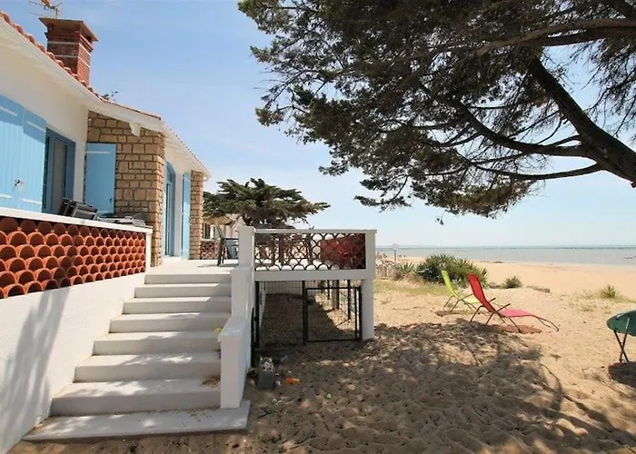 度假居 Rare Bord De *